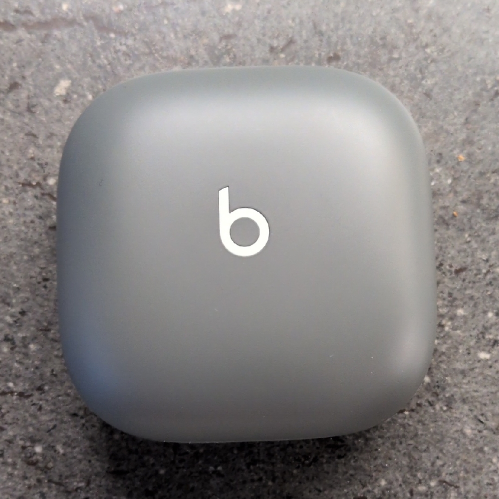 Beats by Dre Earbuds - Gray (Mint Condition)